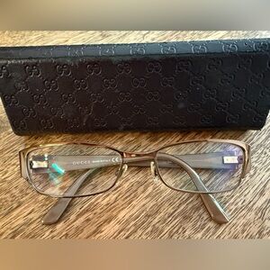 Gucci Elegant Brown Glasses